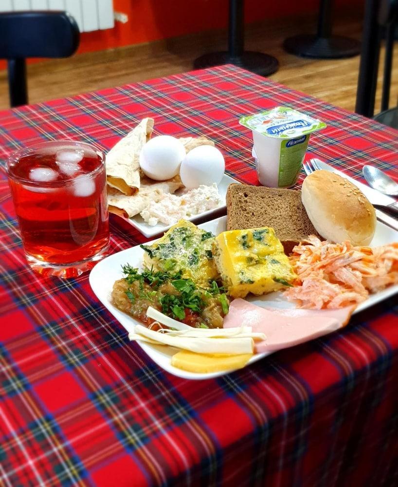 City Centre Hotel By Picnic Erévan Extérieur photo
